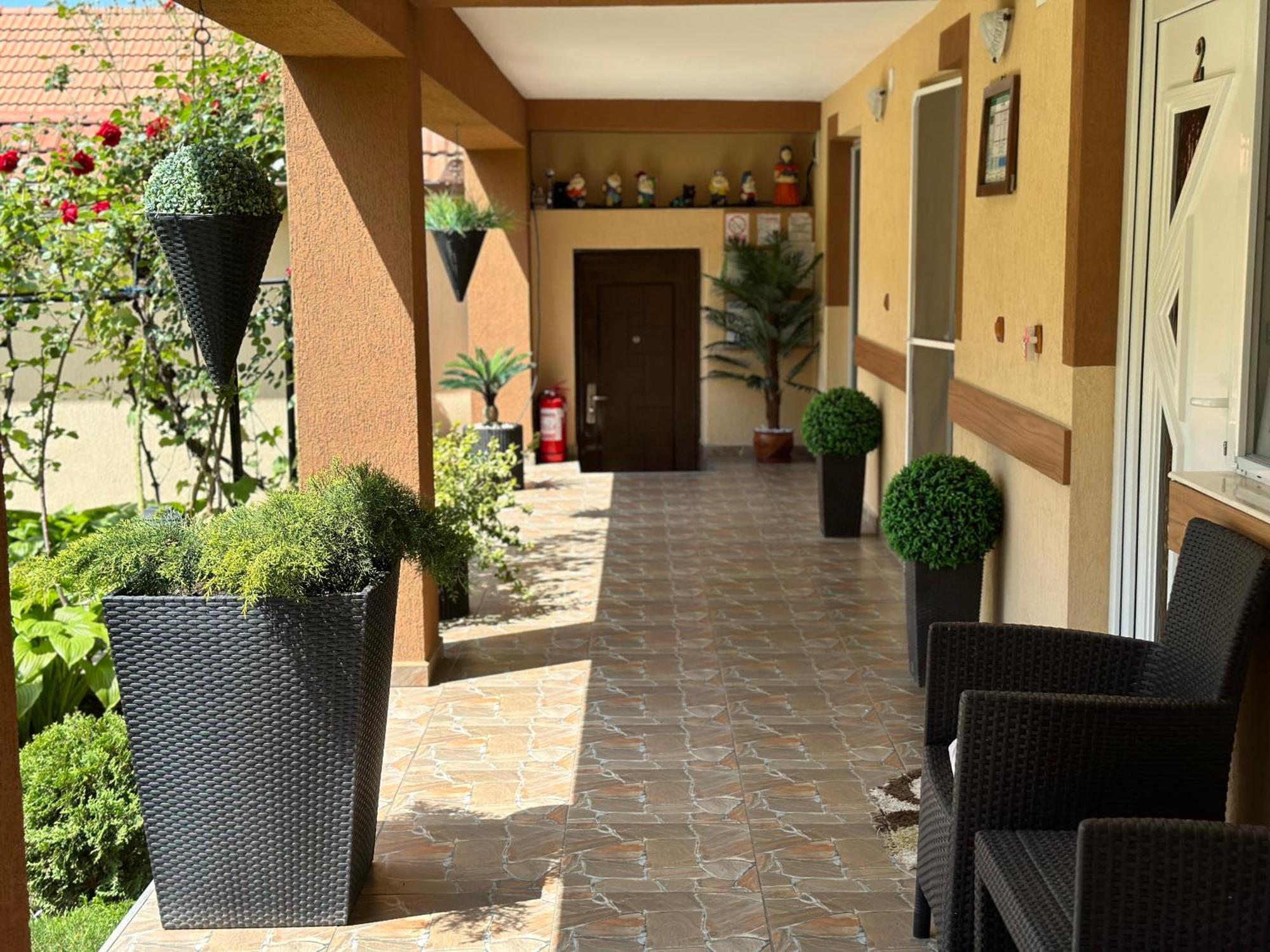 Casa Antonia Hotel Chiscau Exterior photo